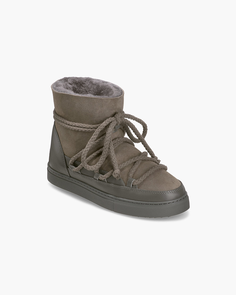 INUIKII Classic – Anthracite – vue studio 19