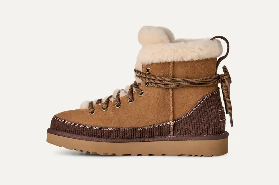 UGG Botte Classic Heritage à lacets Camel — vue 3