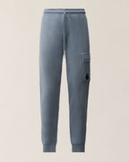 Jogging cargo Brushed and Emerized Diagonal Fleece Lens C.P. Company – Orion Blue – vue 1