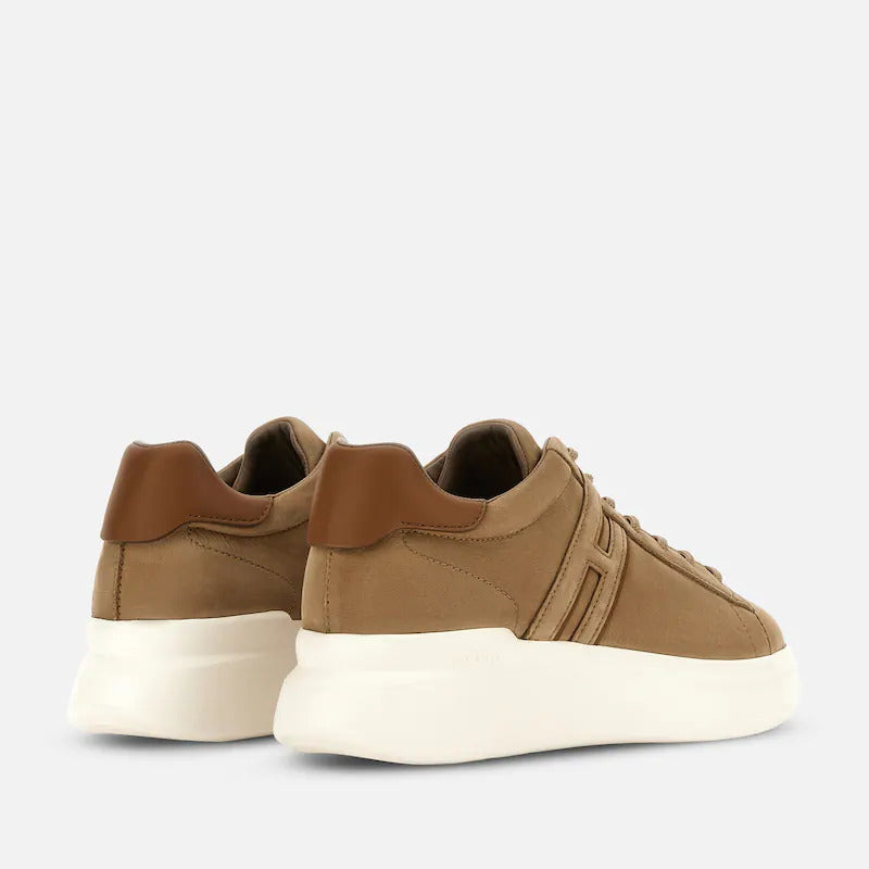Sneakers Hogan H580 nubuck – Beige – HXM5800DV42UIE0FDO – vue 3