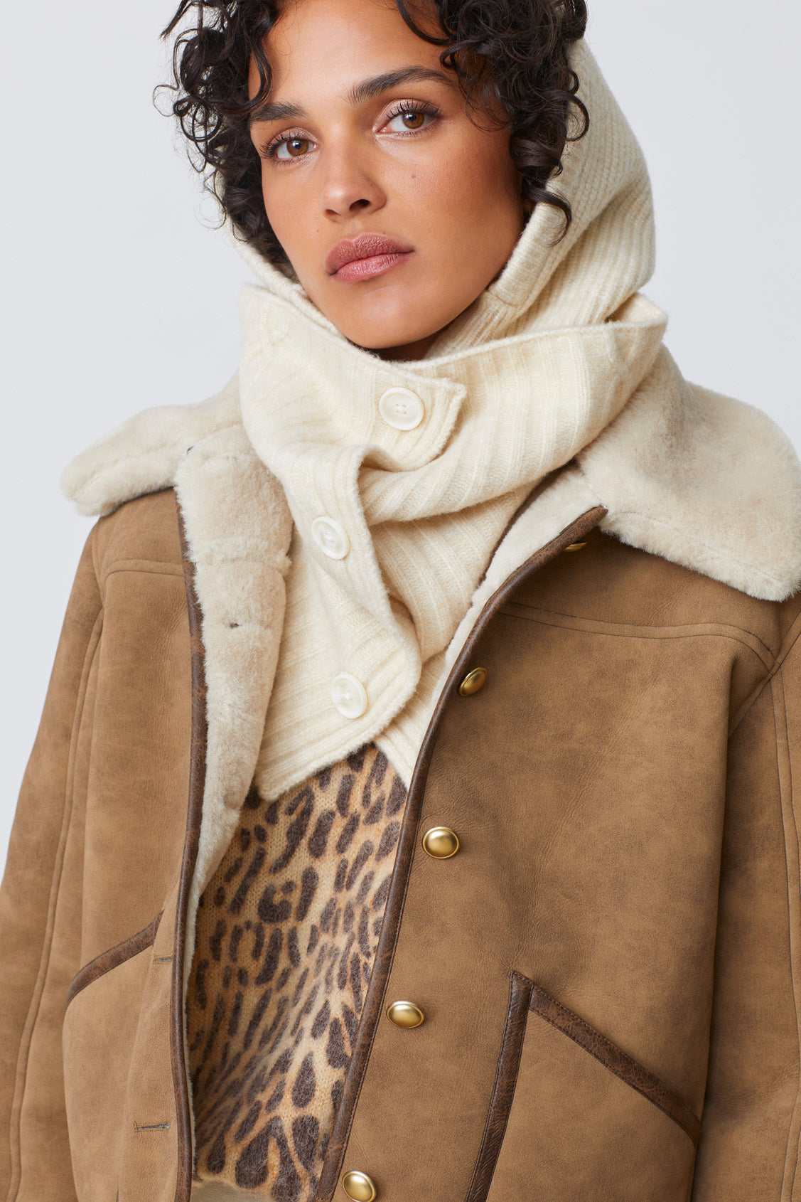 MANTEAU COURT EN LAINE - EAST