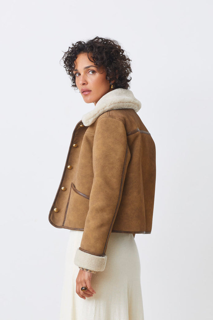 MANTEAU COURT EN LAINE - EAST