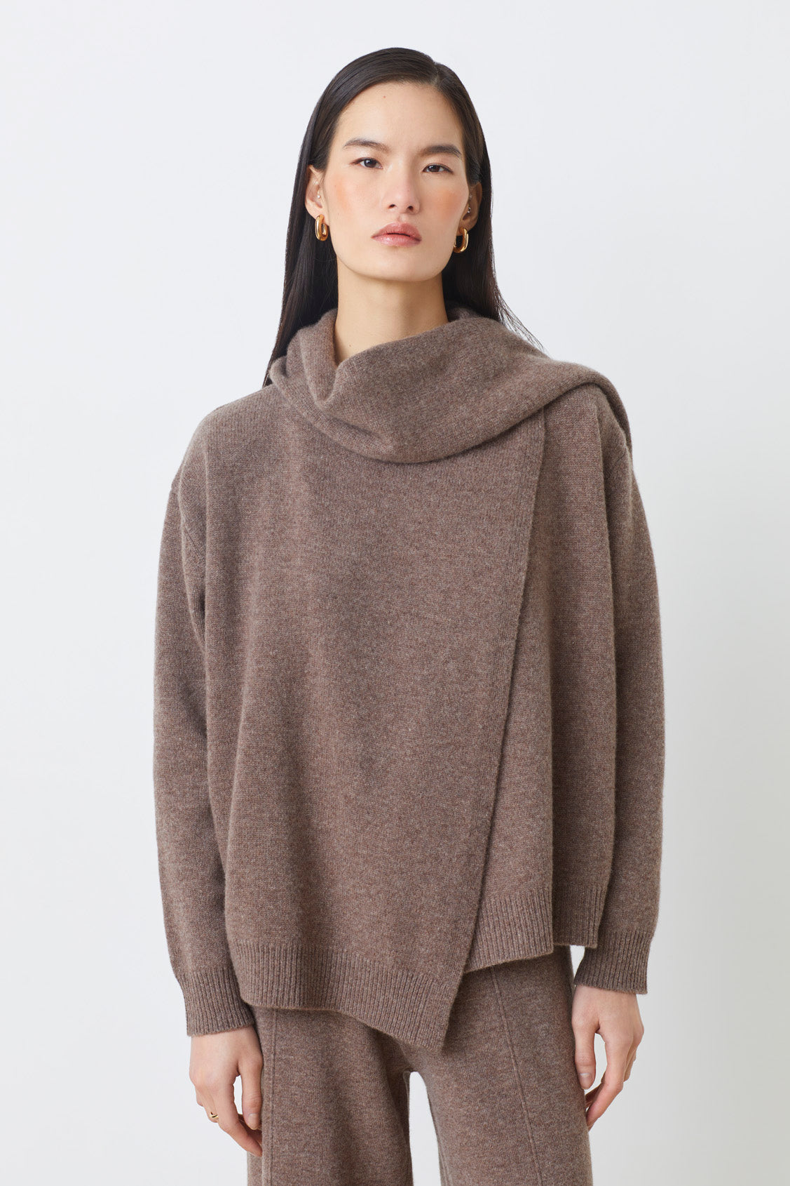 PULL ASYMETRIQUE COL ECHARPE - PALMADA
