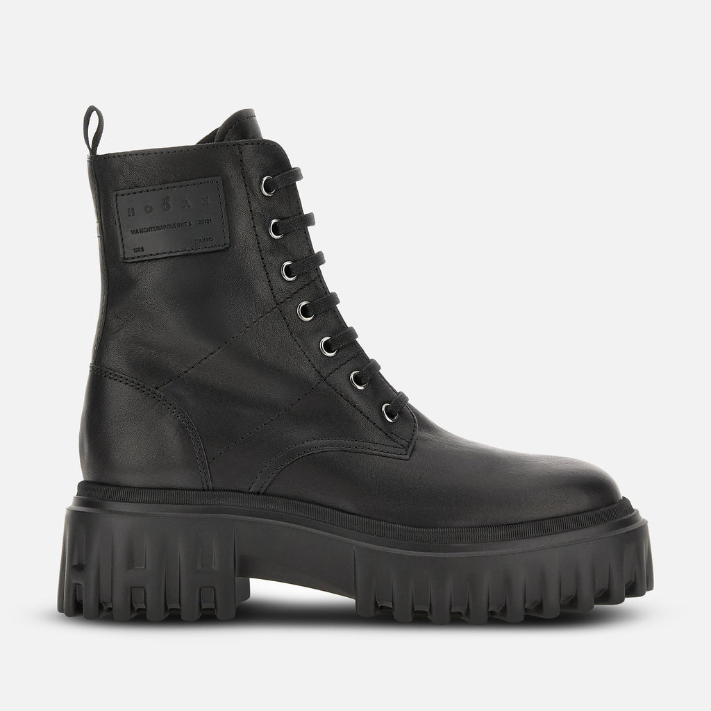 BOOTS H700