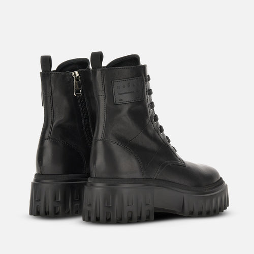 BOOTS H700
