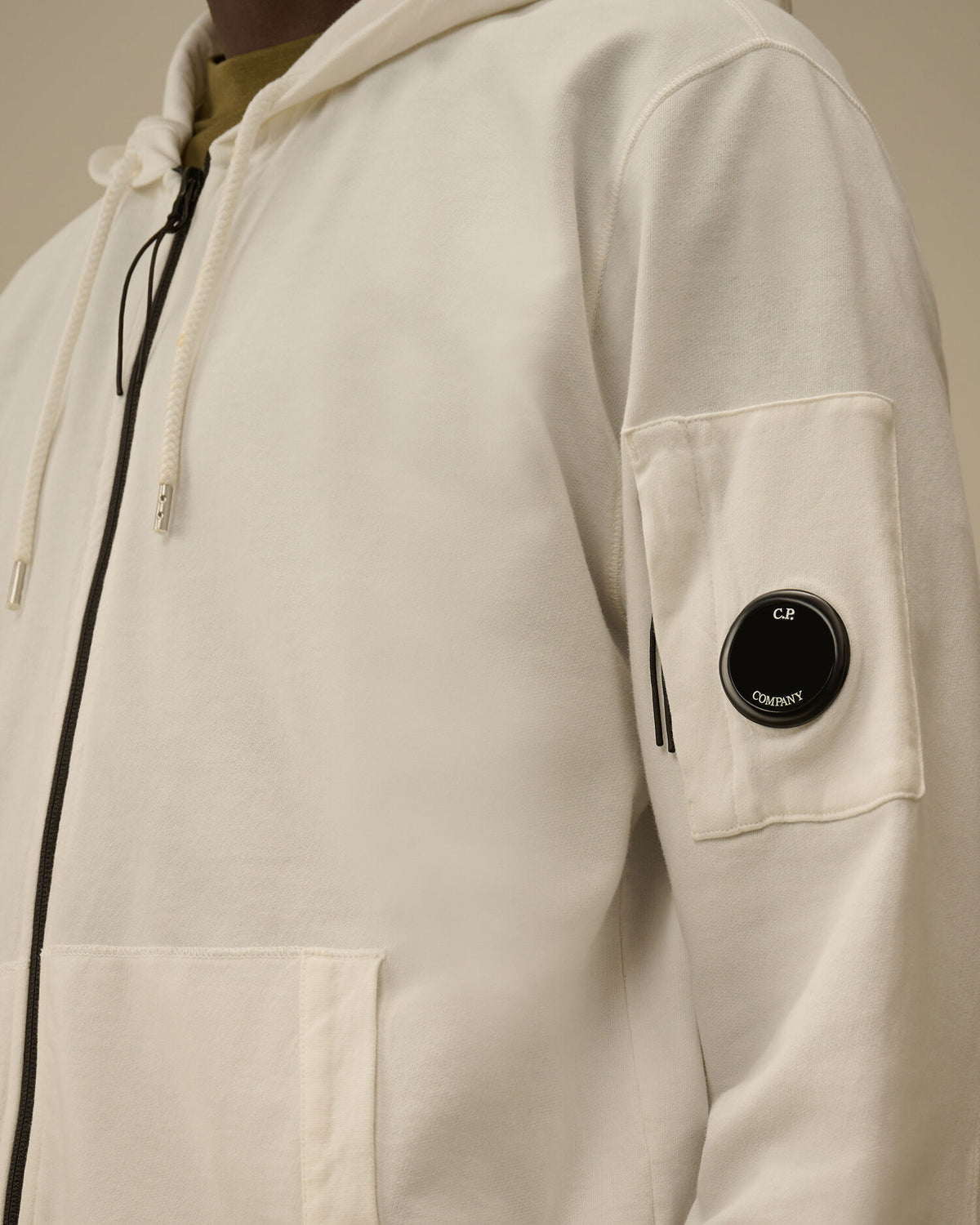 SWEAT ZIP CAPUCHE LIGHT FLEECE