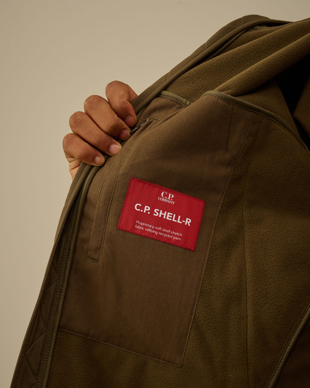VESTE CP SHELL CAPUCHES LUNETTES