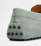 Mocassin Gommino lacets cuir velours