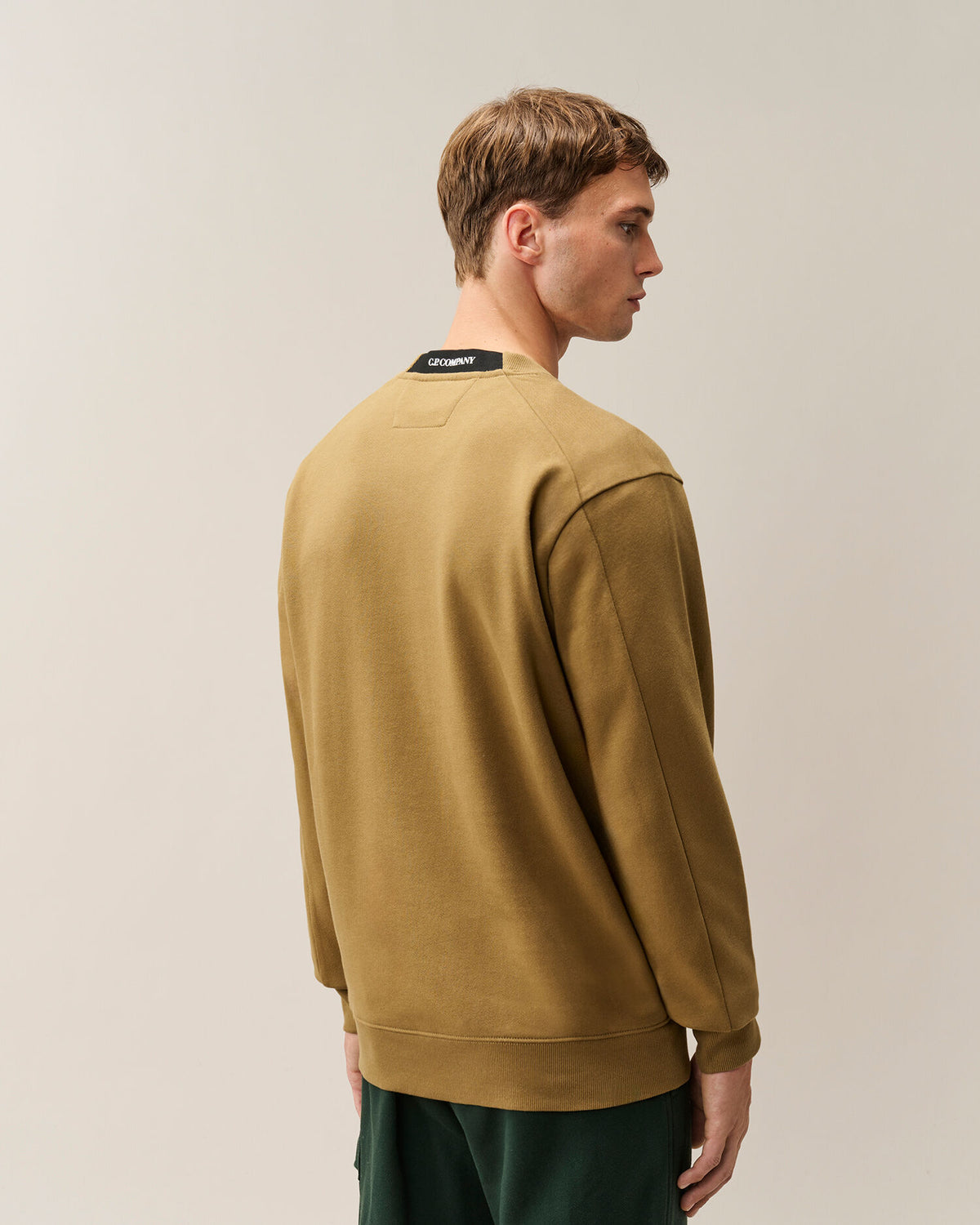 SWEAT DIAGONAL RAISED